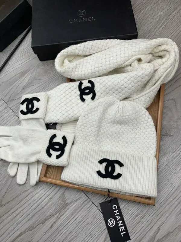 chanel hat and echapres and glove set s_1260a204